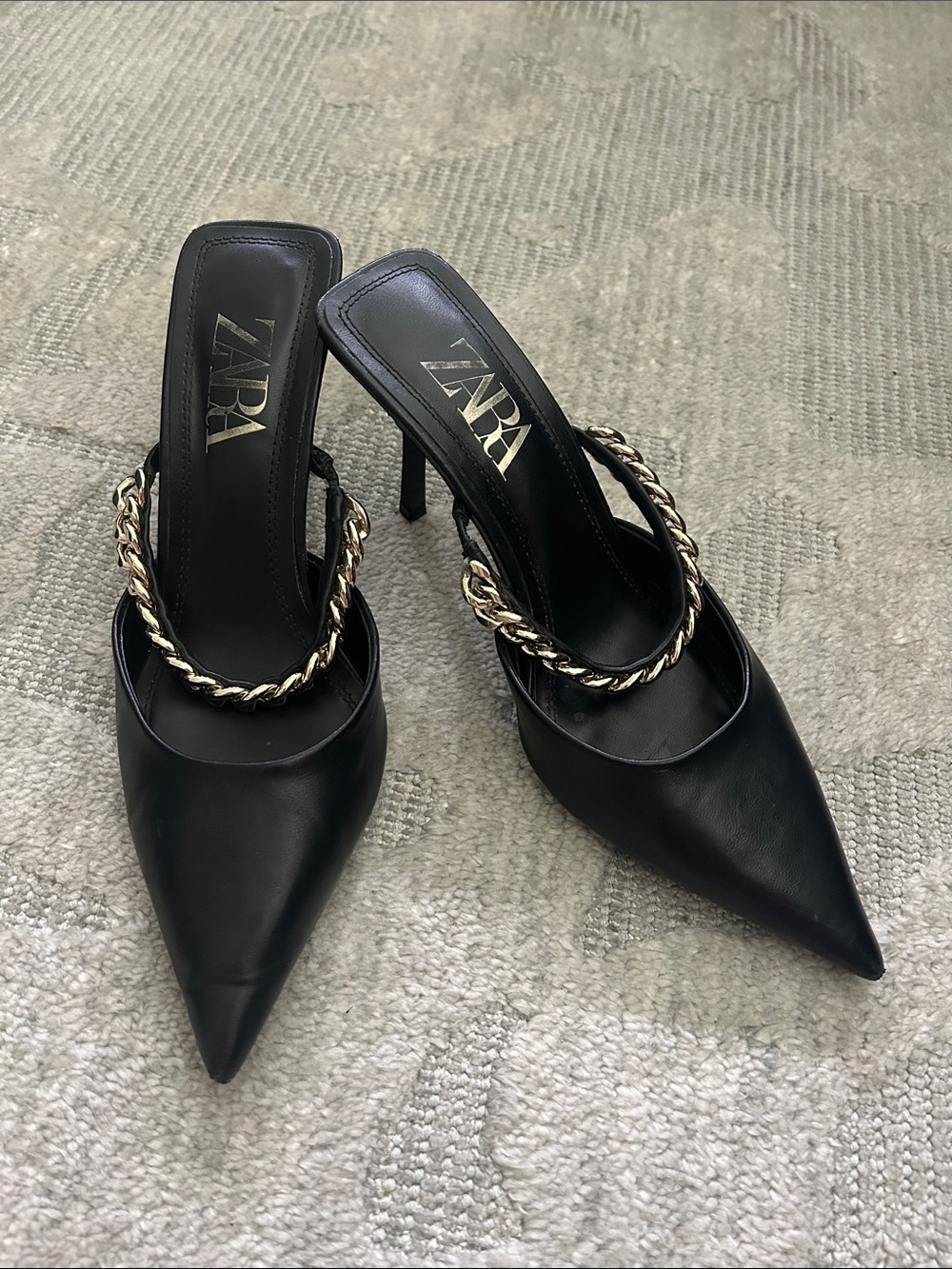 Zara Black Pointed-Toe Mules with Gold Chain